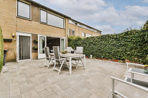 Courtyard Resurfacing in Merced